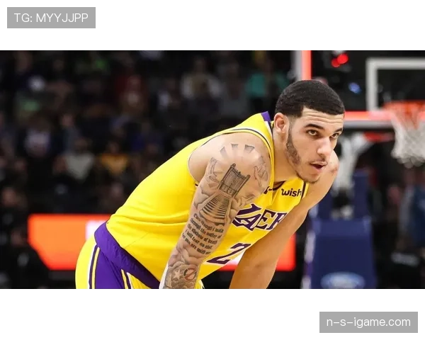 戴维斯身价再创新高，市场专家看好未来强劲增长