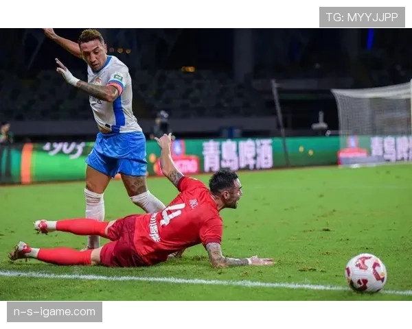 中超保级大战白热化：降级区争夺愈演愈烈，形势错综复杂引关注