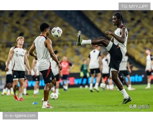 伯恩利主帅战术风格解析：注重防守组织与高效反击